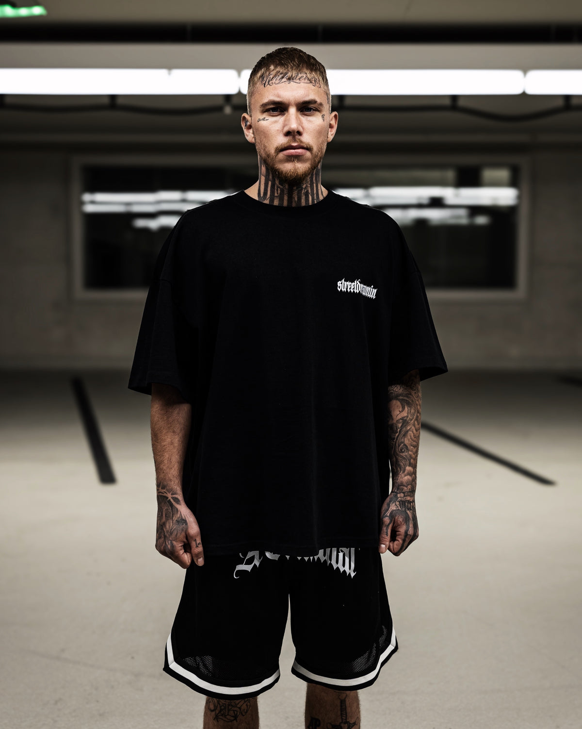 BNW CURVED MAMA I'M A CRIMINAL HEAVY OVERSIZED T-SHIRT MIT LEICHTER DROPSHOULDER | 240G/M2 | 100% BAUMWOLLE | BLK & WHITE
