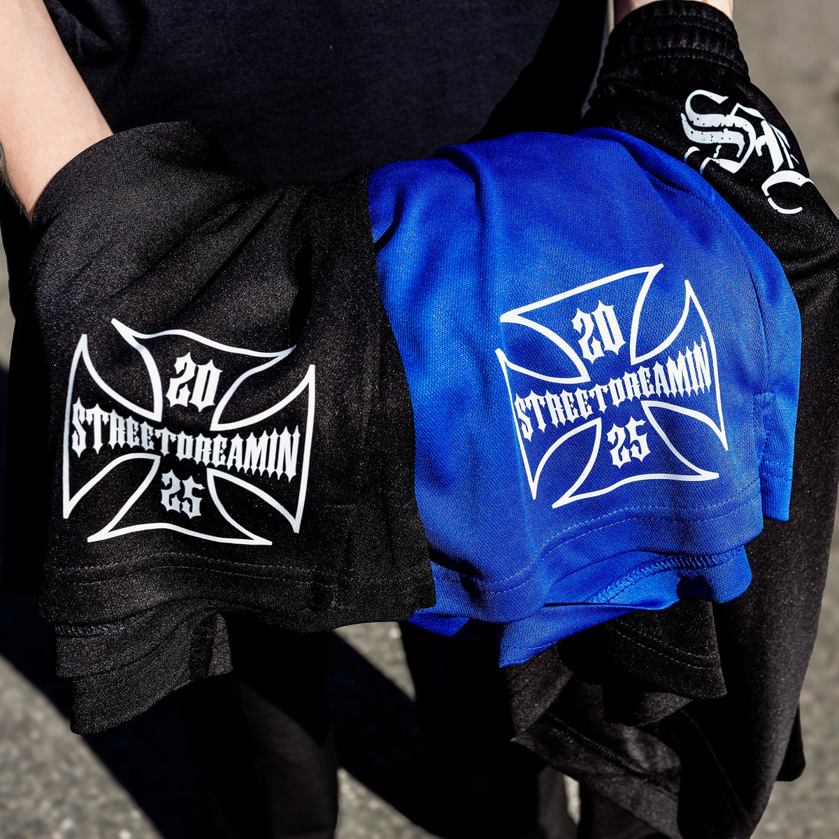 1ST Iron Cross Mesh Shorts | 80G/M2 | 100% POLYESTER | BLACK/BLUE